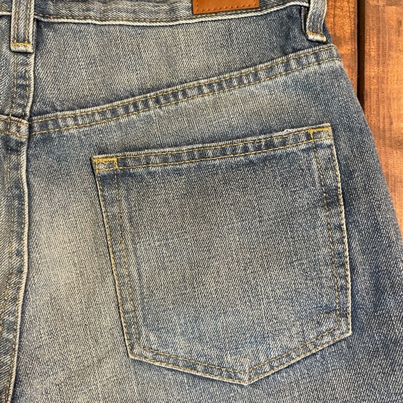 BDG Urban Outfitters Jean shorts | boyfriend Low-rise| frayed bottoms | - Picture 6 of 7